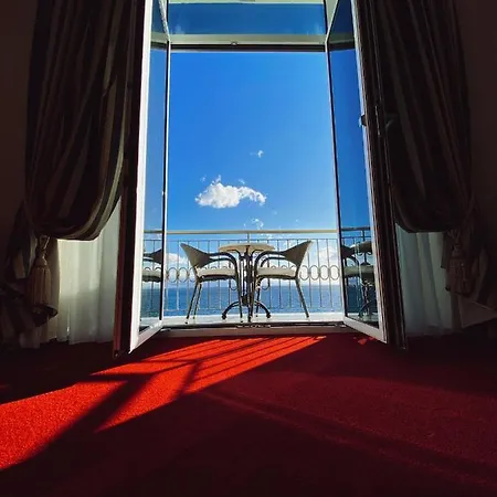 Hotel Savoy