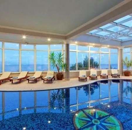 Hotel Savoy 4*